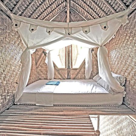 Hôtel Batu Bambu à Kuta  Extérieur photo